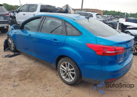 2017 Ford Focus Se z USA, uszkodzony, nr VIN 1FADP3F23HL220837